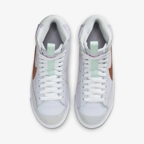 Nike
Blazer 77 SE
‘Dance bare grape’
Brand new - Picture 10 of 11